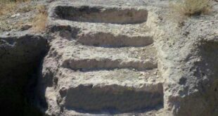 رمزگشایی علامت و نشانه پله در دفینه و نماد پله رو به بالا در گنج یابی