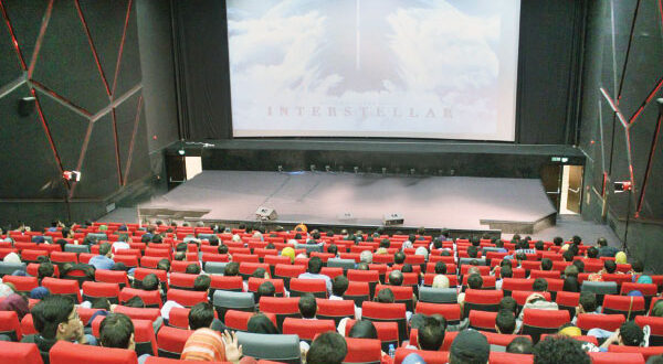 تعبیر خواب سینما و رفتن به سینما و تماشای فیلم در سینما در خواب